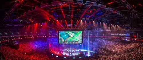 年轻才俊 年轻才俊