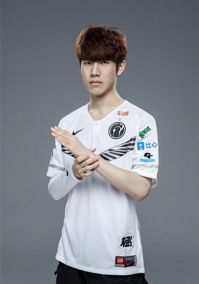 仅关乎奖杯 仅关乎奖杯